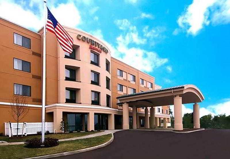 Hotel Courtyard Hartford Farmington Extérieur photo