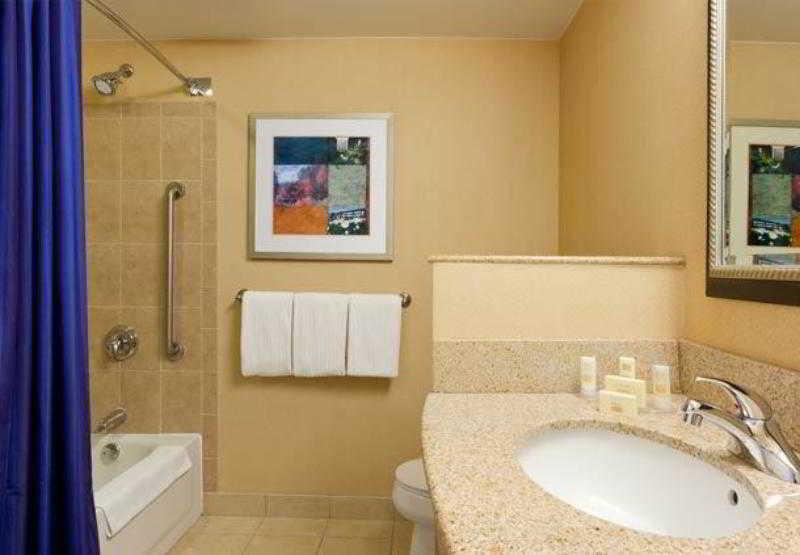 Hotel Courtyard Hartford Farmington Chambre photo